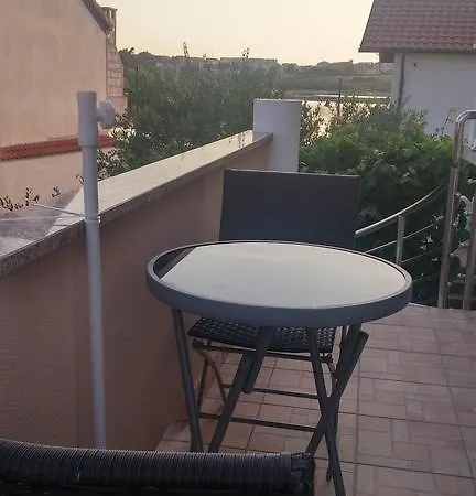 Anastazija *